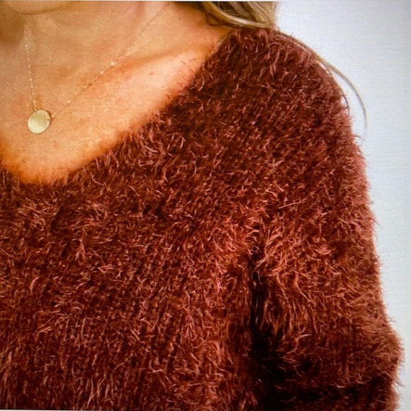 Fashion On Earth Black Eyelash Knit Deep V Back Twisted Sweater Women’s Large - Picture 5 of 16